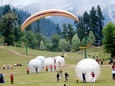 Manali Volvo Bus Tour Package